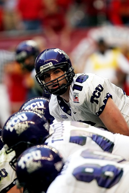 乒乓球——WTT球星挑战赛多哈站：向鹏晋级.