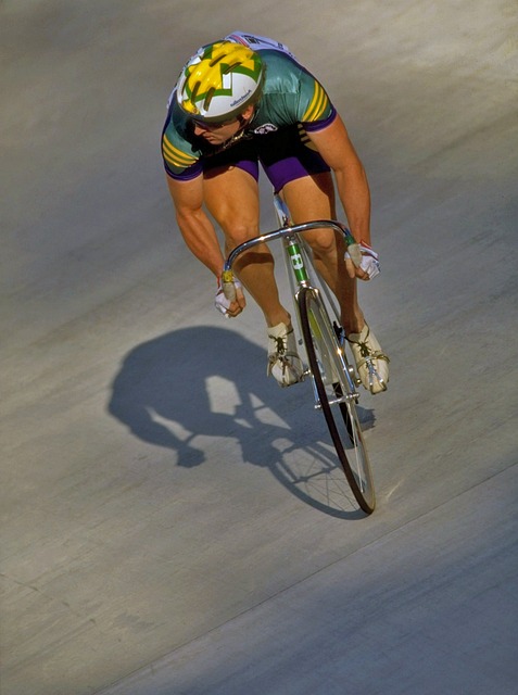 推动社会进 推动社会进